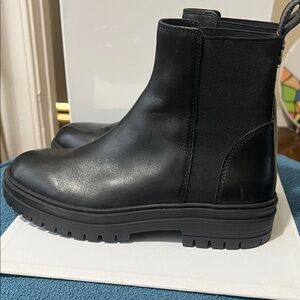 Steve Madden Women’s  Black Chelsea Lug Ankle Boots